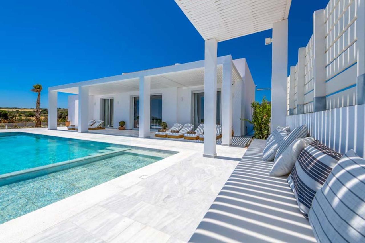 Seashore Beachfront Villa Lakhaniá Exterior foto